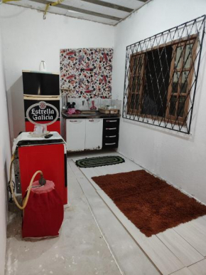 kitnet 1 quarto,sala,cozinha,banheiro próximo a praia